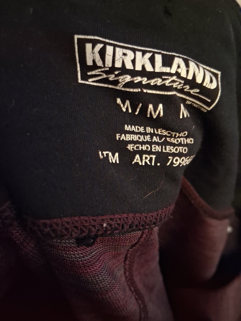 Kirkland Signature Men's Black and Burgundy Sweater - Medium